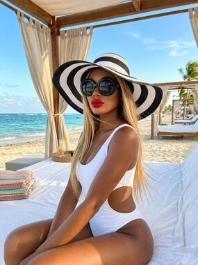 💋BLACK and WHITE WIDE BRIM SUN HAT!!!